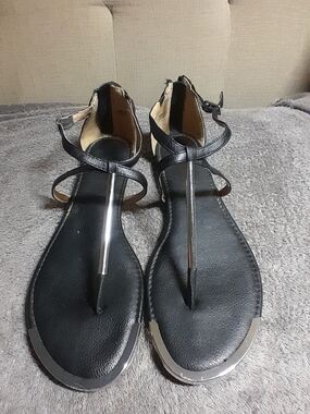 La Belle Black T-Strap Sandals with Silver Accents